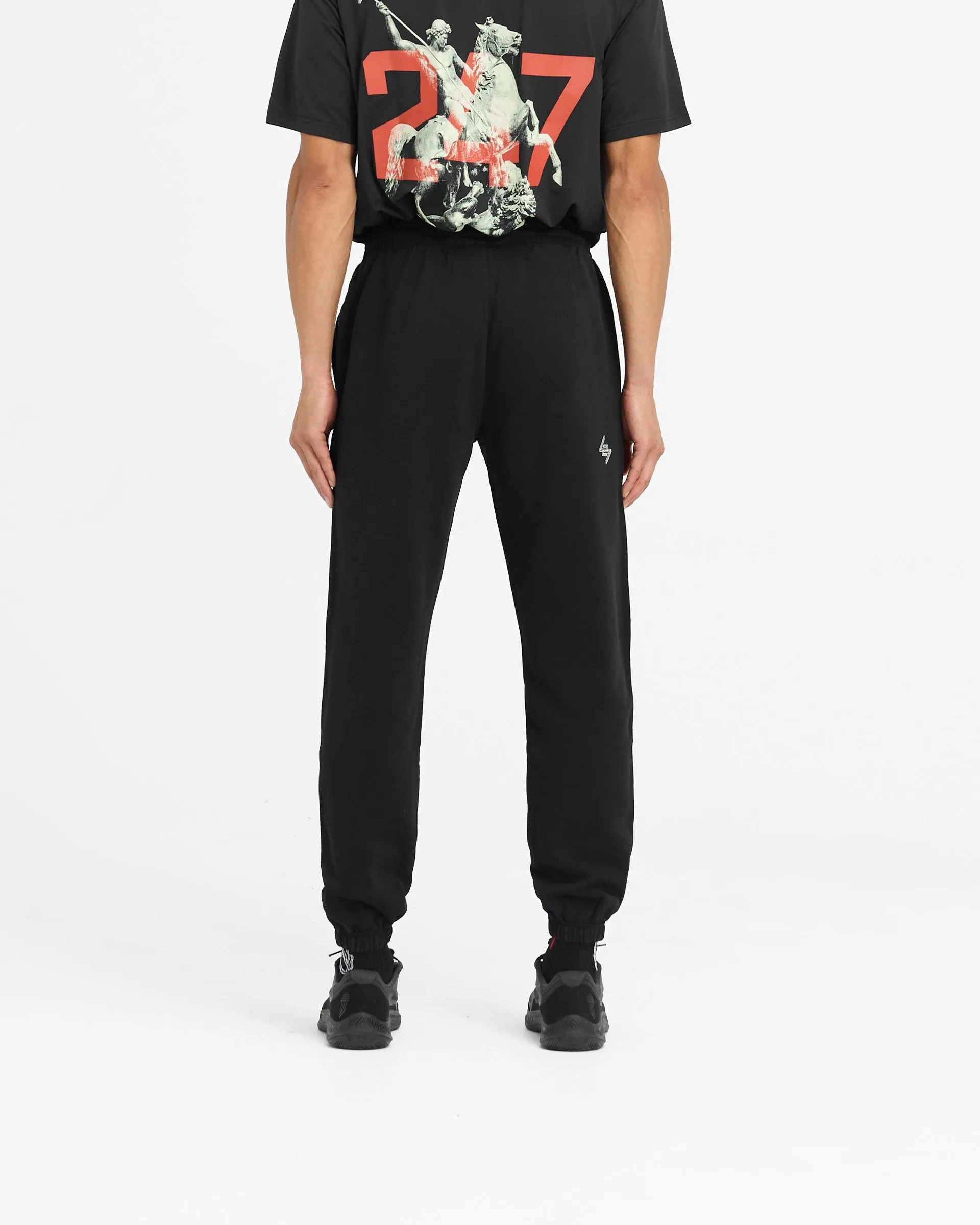 247 Berlin Sweatpant - Black SoftLining Layered Comfort