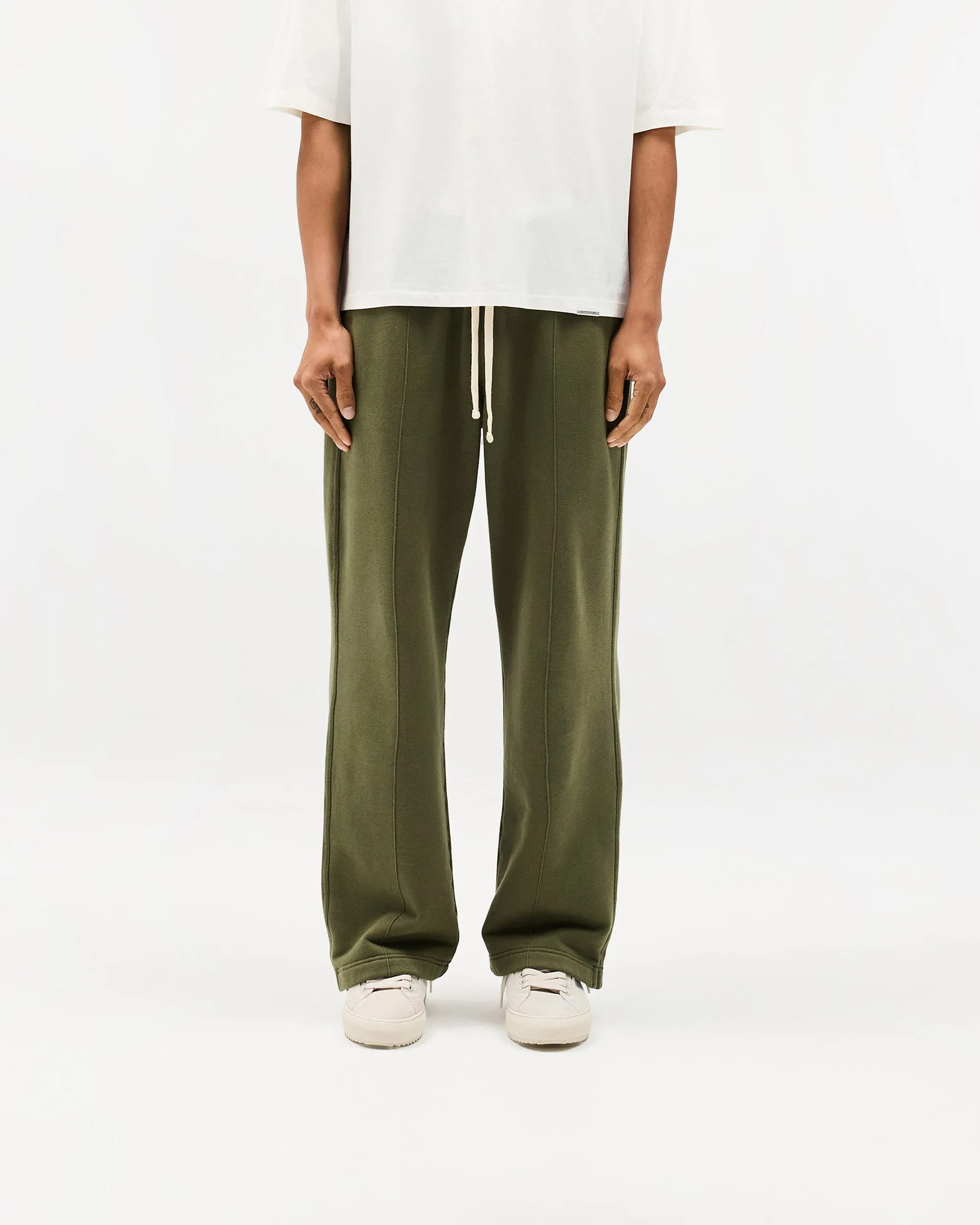 Initial Sweatpants - Army Green Snug Fit