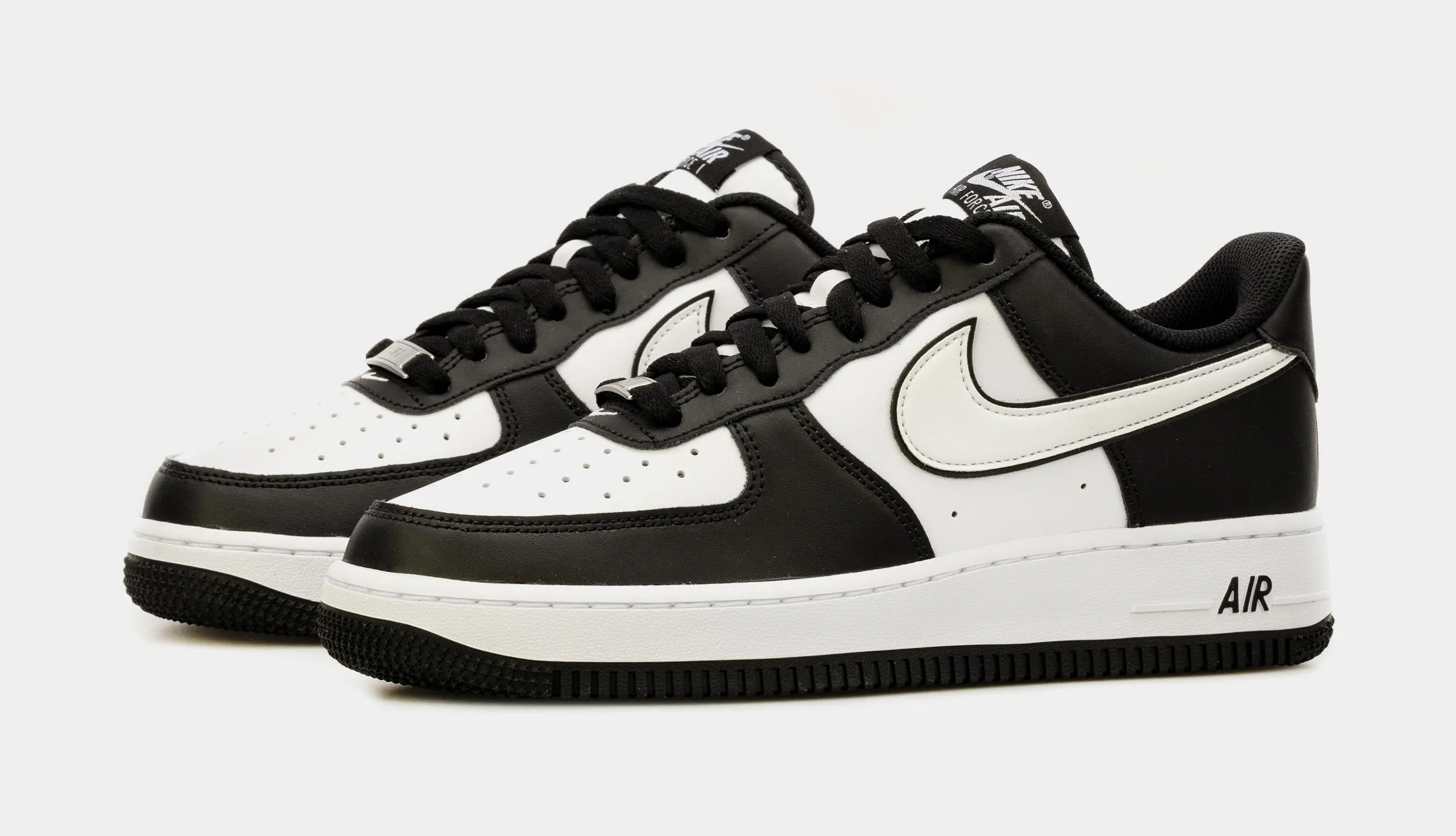Air Force 1 Low Mens Lifestyle Shoes (Black/White) Torsion System