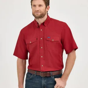 Daily Favorite Wrangler Men's S/S Solid Performance Western Snap Shirt in Scarlet Red