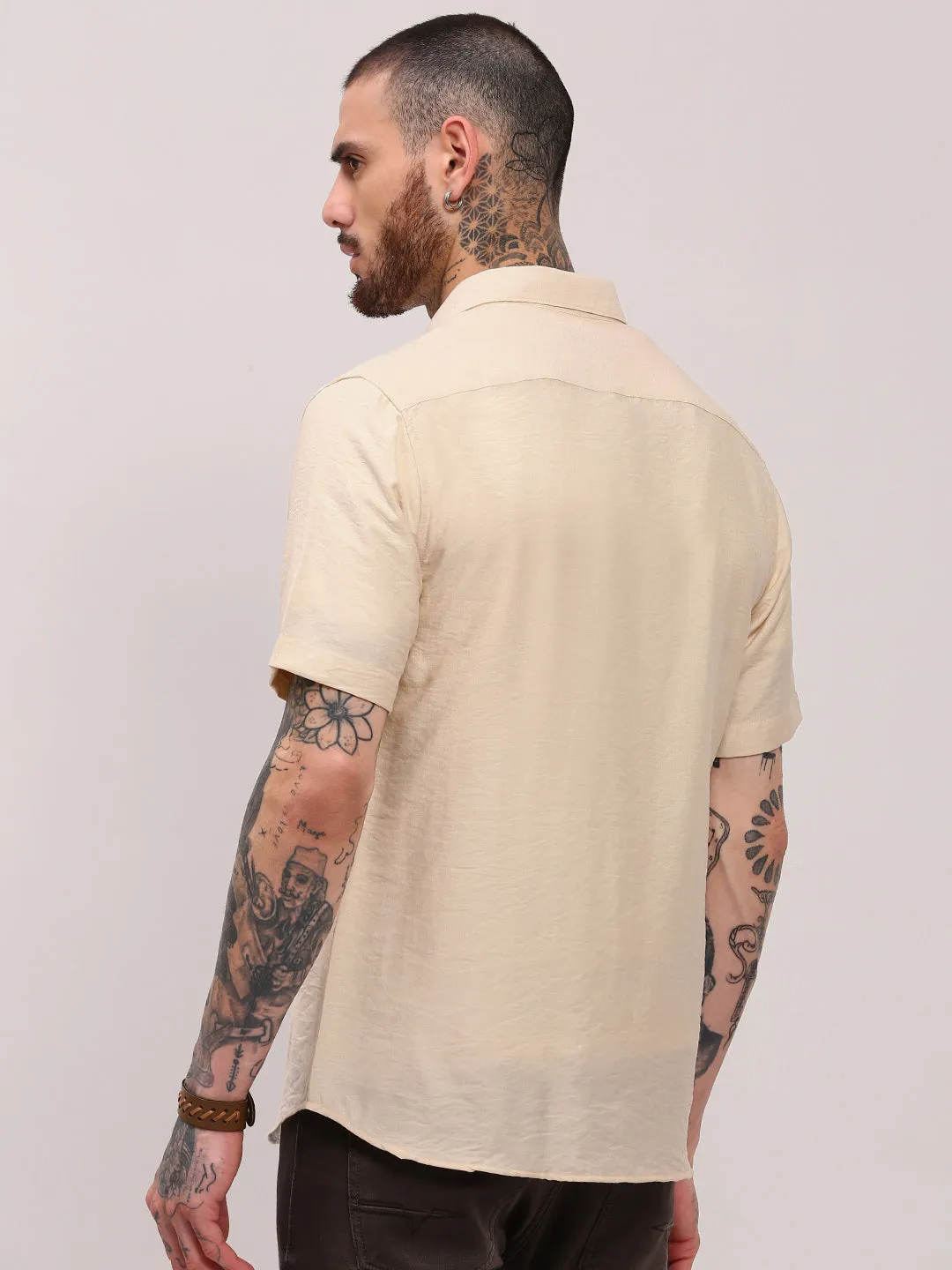 Men's Cream Solid Slim Fit Shirt Club Mode