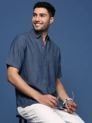 Men's Blue Cotton Solid Standard Slim Fit Casual Shirt Active Ease