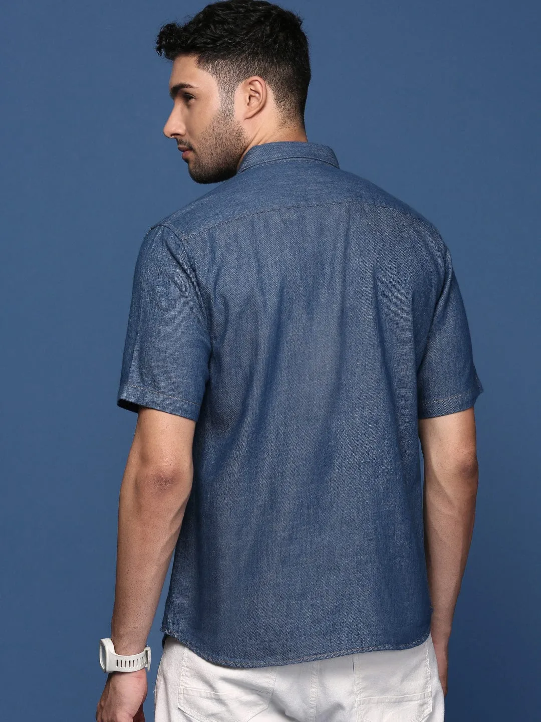 Men's Blue Cotton Solid Standard Slim Fit Casual Shirt City Beat Light Fit