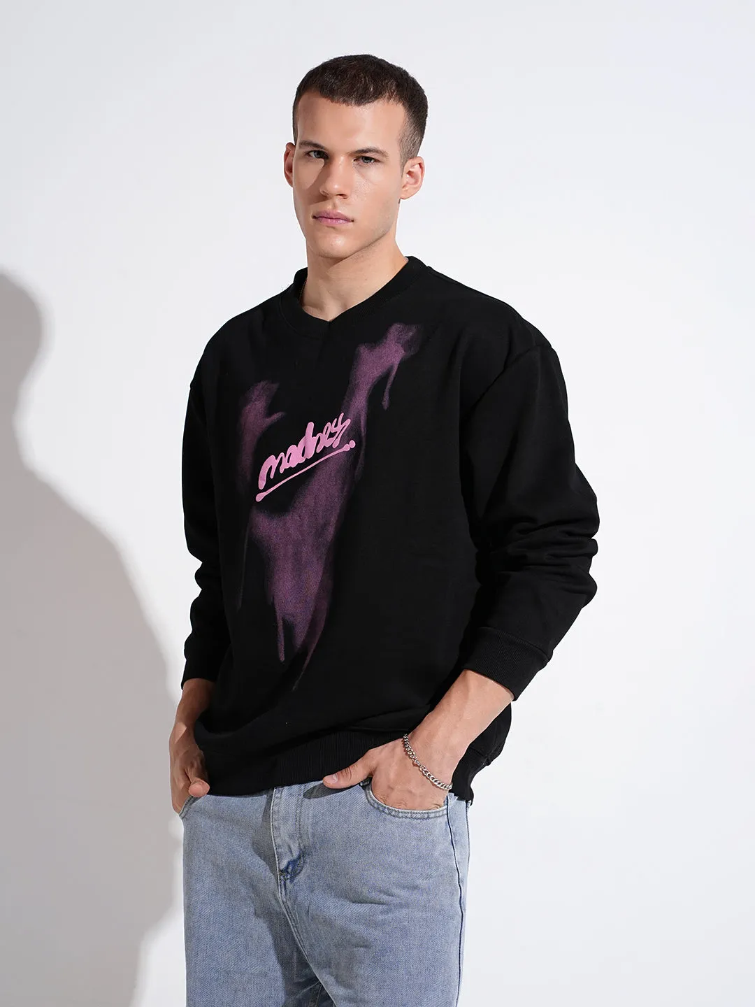 Men's Typography Black Round Neck Regular Fit Sweatshirt goes with skirts Active Fit