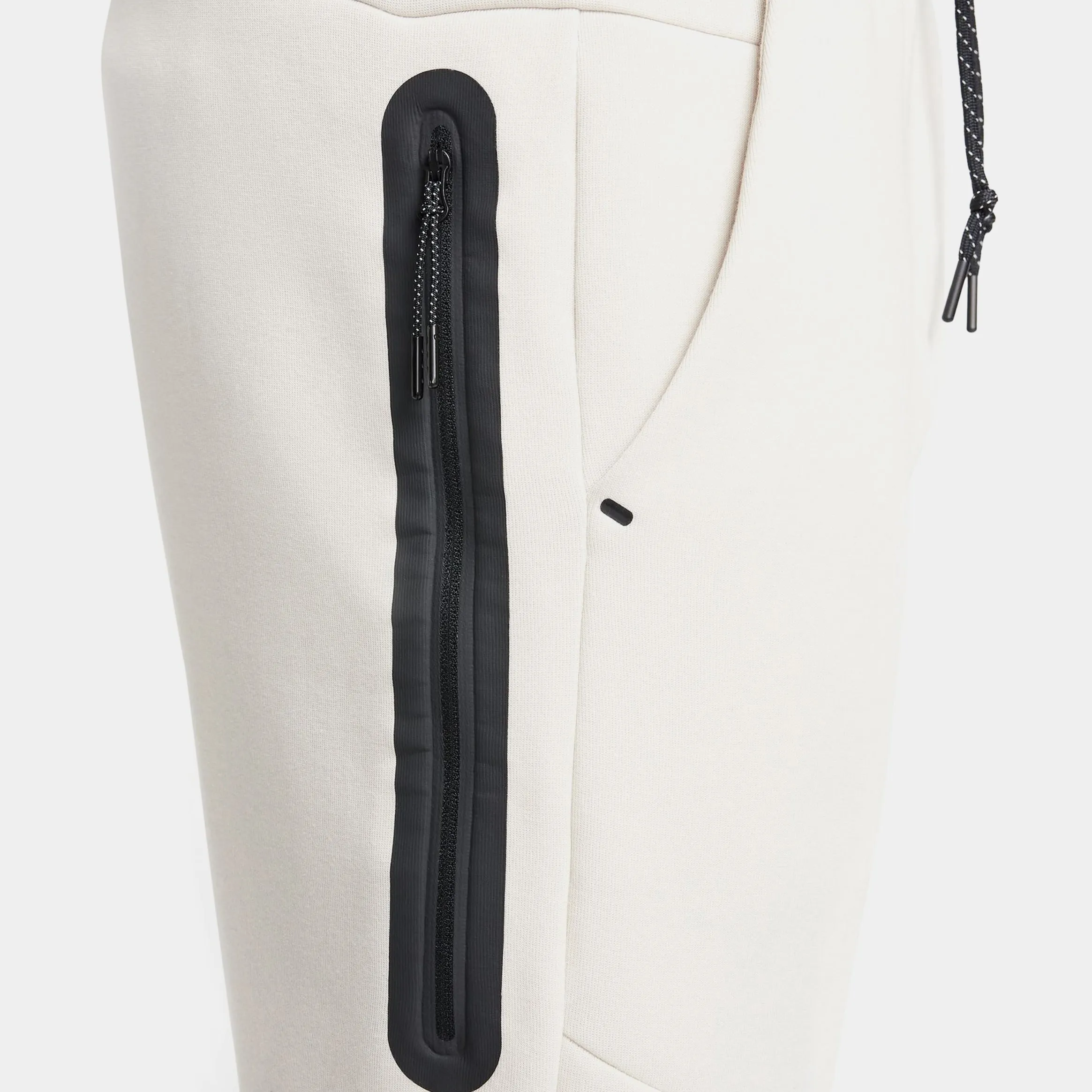 NSW Tech Fleece Jogger Mens Pants (Black/Light Orewood Brown) Flexible Knee Articulation