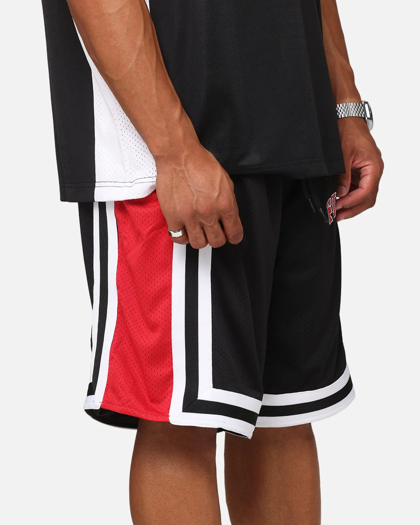 Fubu College Mesh Shorts Black/Red/White striped shorts Casual Movement
