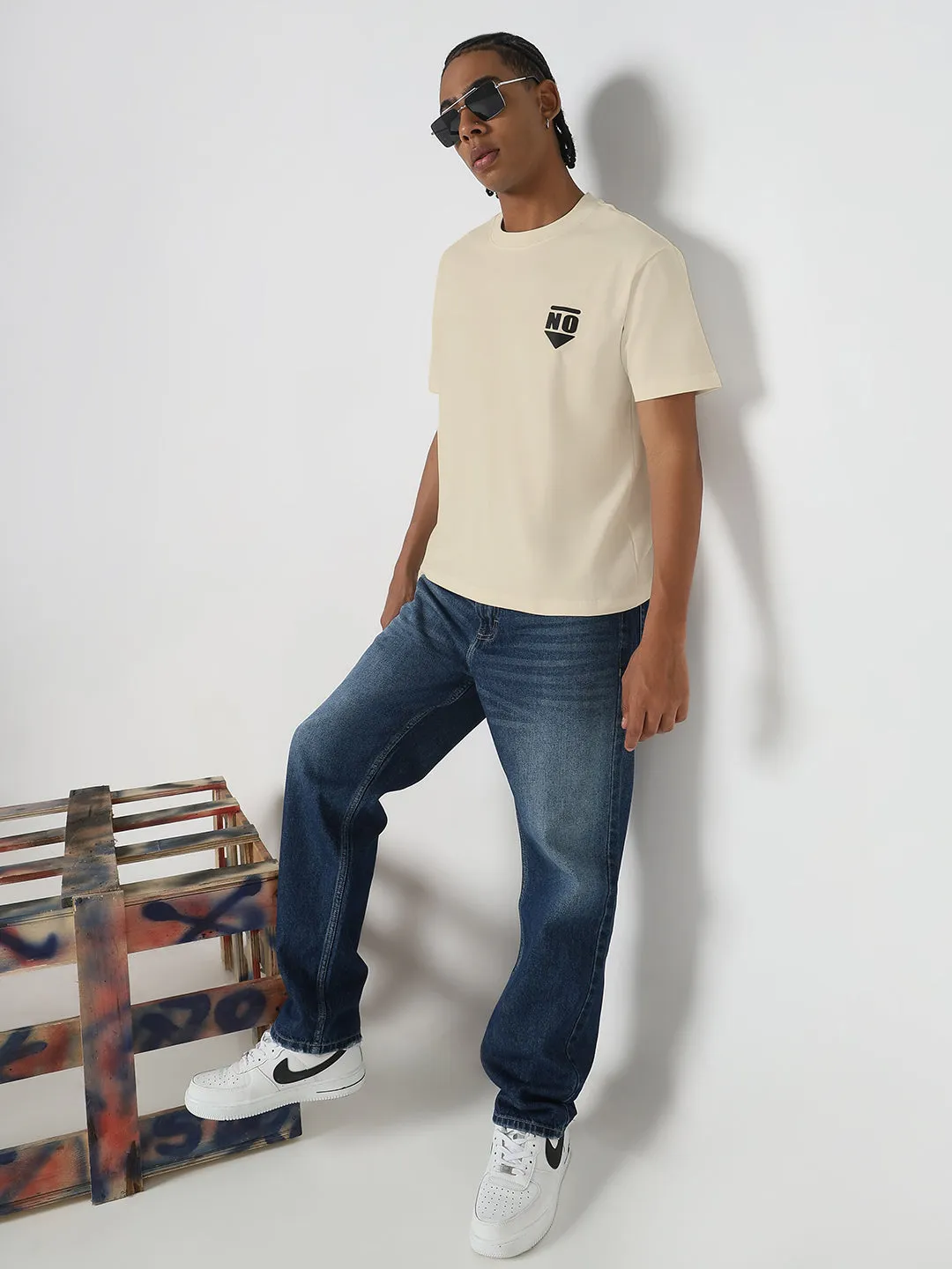 FadeResistant Dye Men's Cream Graphic Round Neck T-Shirt