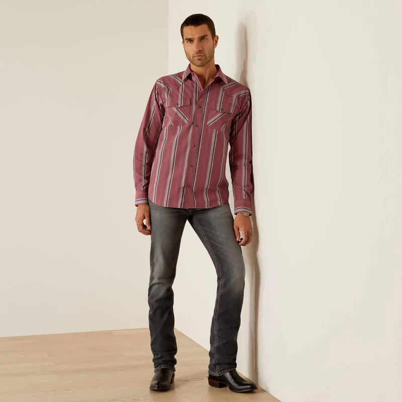 Essential Look Ariat Men's Humphrey L/S Retro Fit Western Snap Shirt in Red Stripe