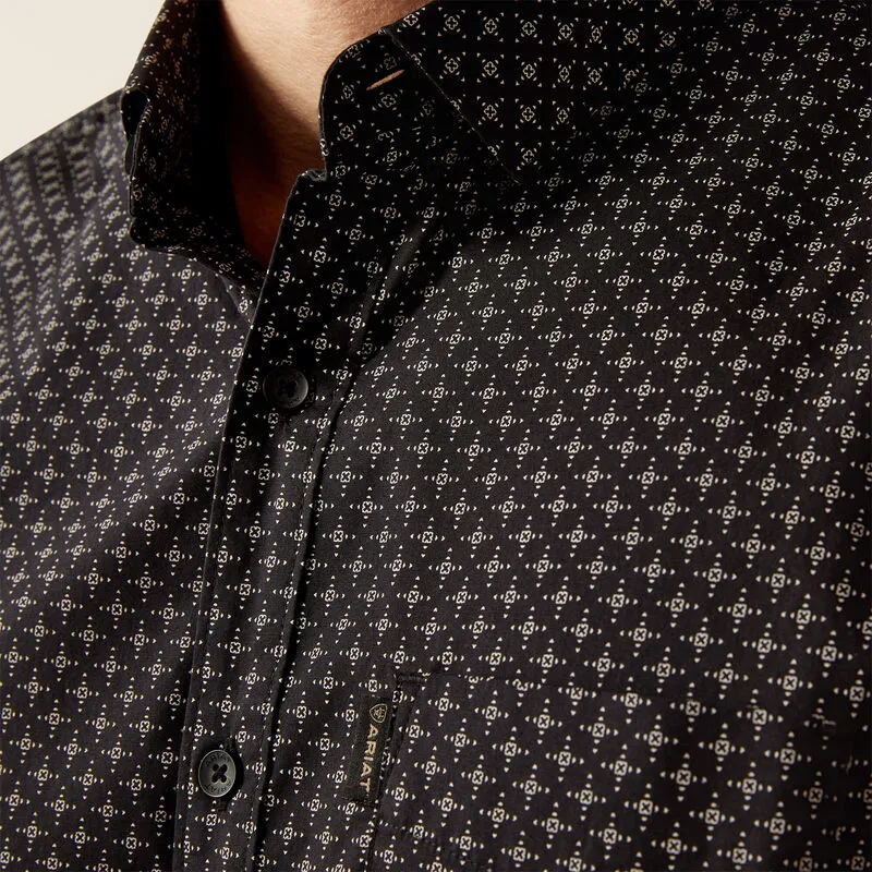 Light Flex Fit Sleek Design Ariat Men's S/S Mars Modern Fit Western Button Down Shirt in Geometric Black