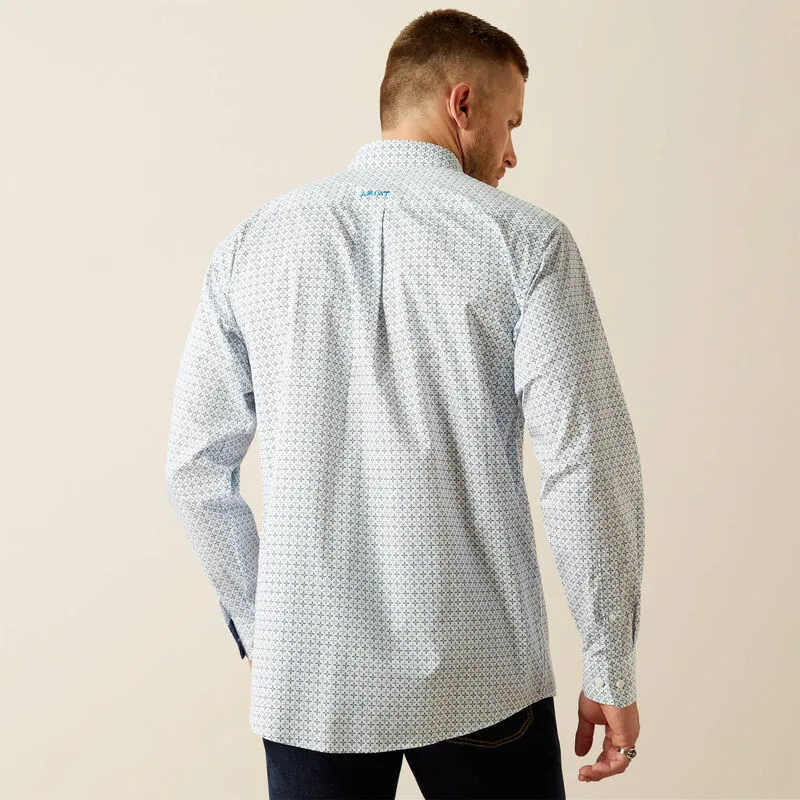 SkinFriendlyFibers Ariat Men's Wrinkle Free L/S Classic Fit Baker Western Button Down Shirt in Blue Geometric