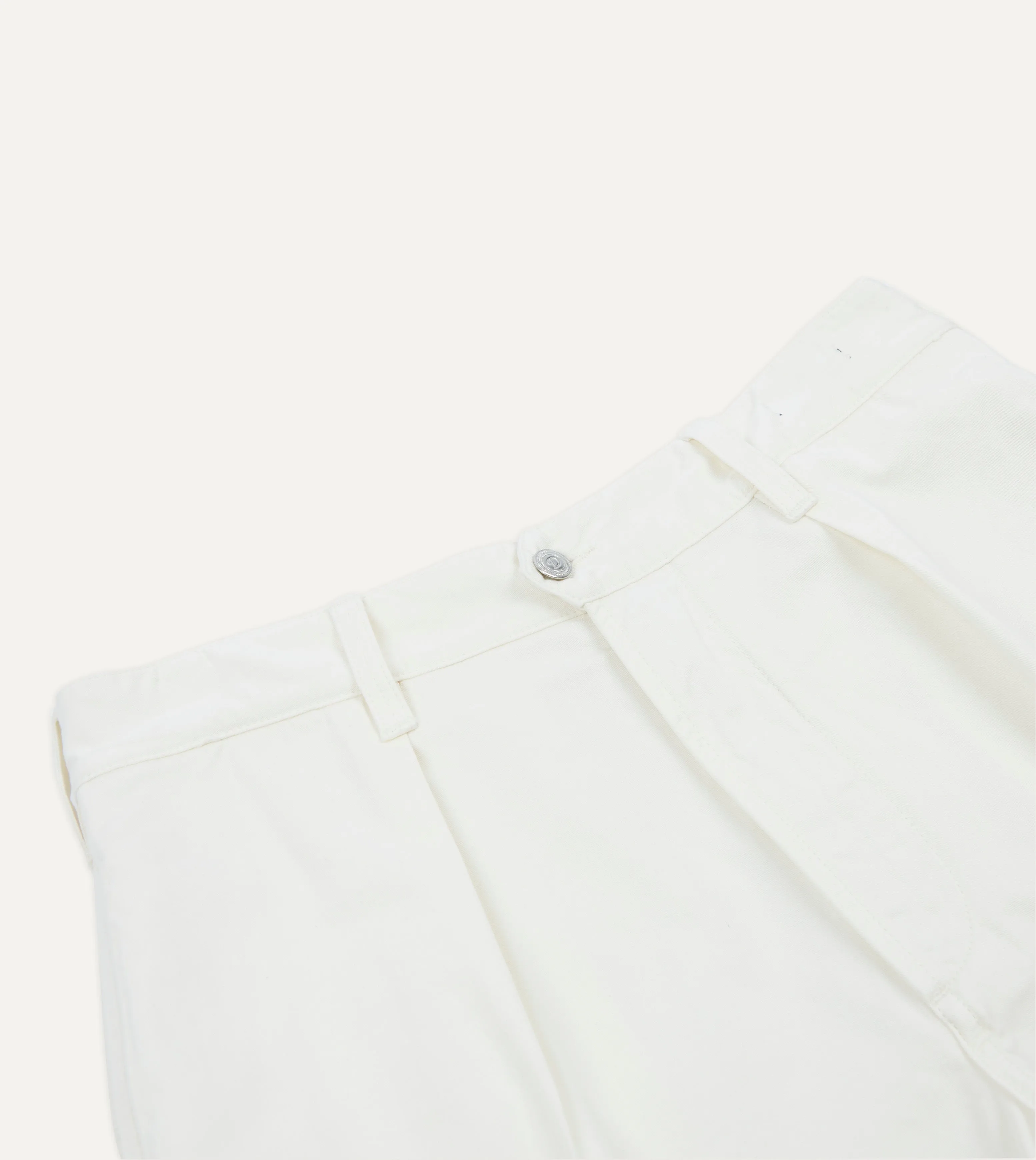 affordable choice Washed Ecru Cotton Twill Single-Pleat Shorts