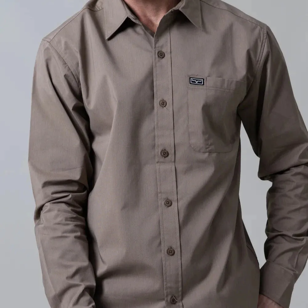 Chic Comfort Style Soft Wearable Kimes Ranch Men's Linville Long Sleeve Western Button Down Shirt in Taupe