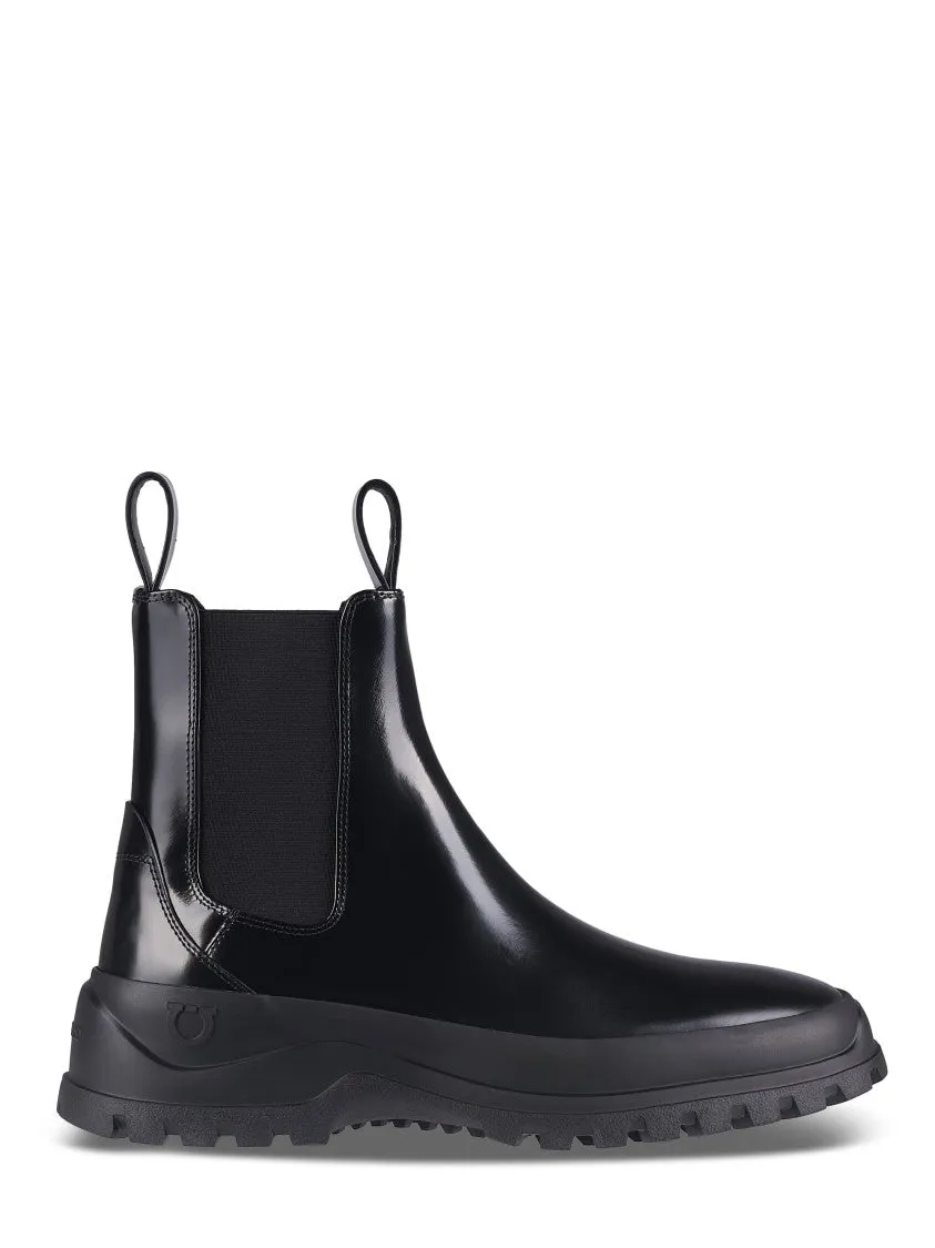 Cross Building Subtle Fashion Black Calf Leather Boots With Chunky Rubber Sole