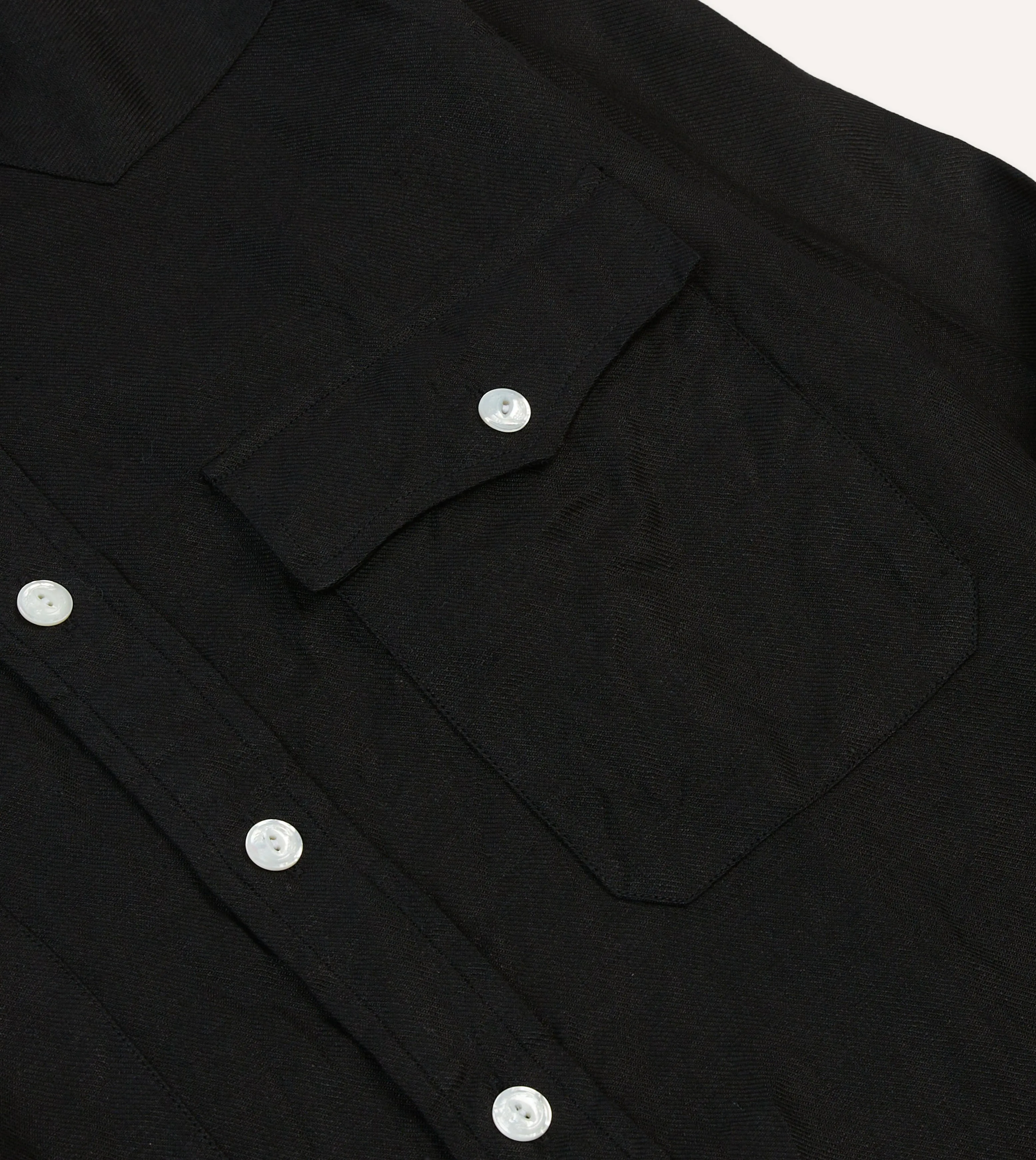 Black Linen Twill Two-Pocket Western Shirt Wide Neck Opening Easy Layer