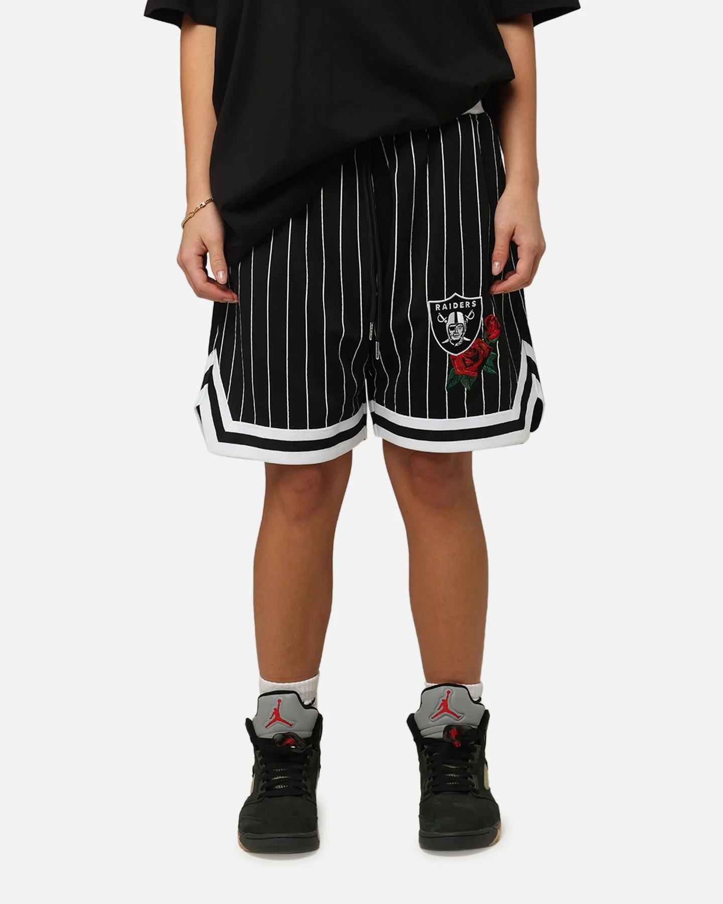High-Performance Fit Comfy Motion New Era Las Vegas Raiders Rose Mesh Shorts Black