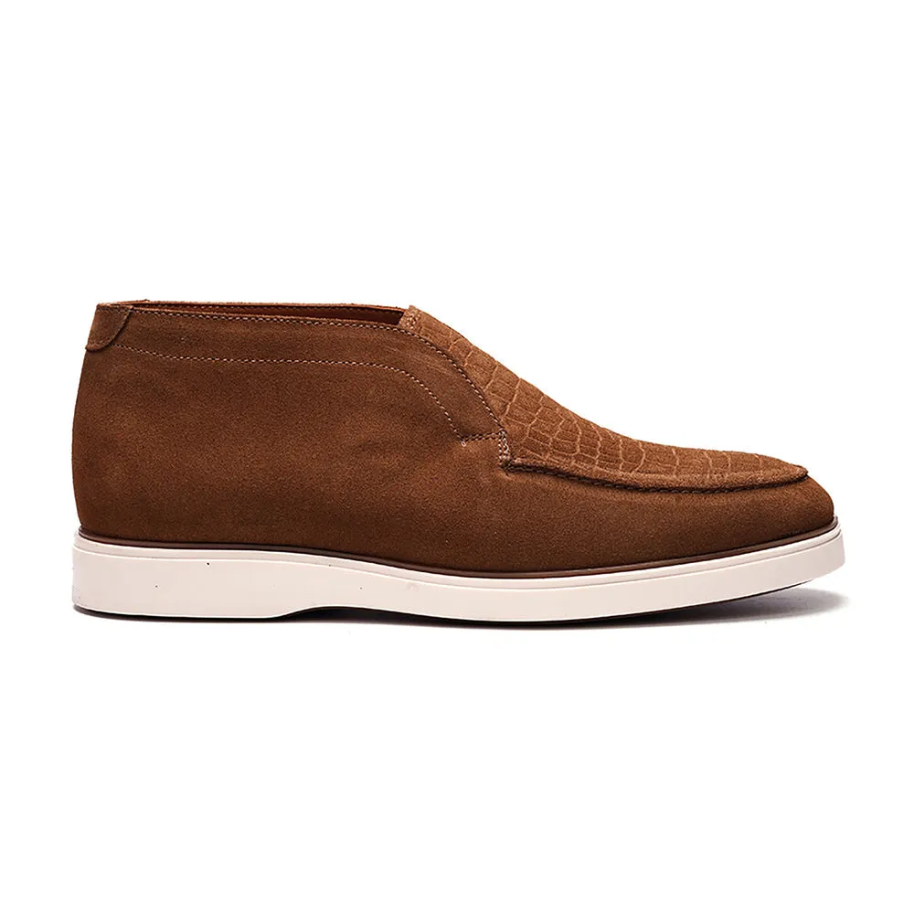 Joplin Laceless Chukka Contoured Footbed Long Shift