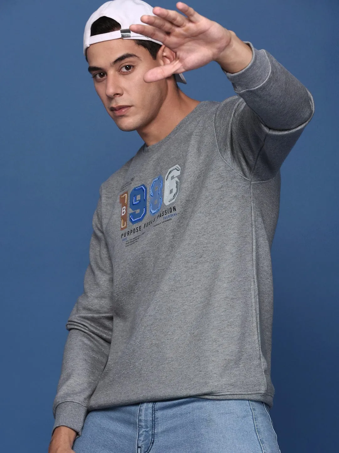 Men's Round Neck Solid Grey Cotton Pullover Stylish Hoodie