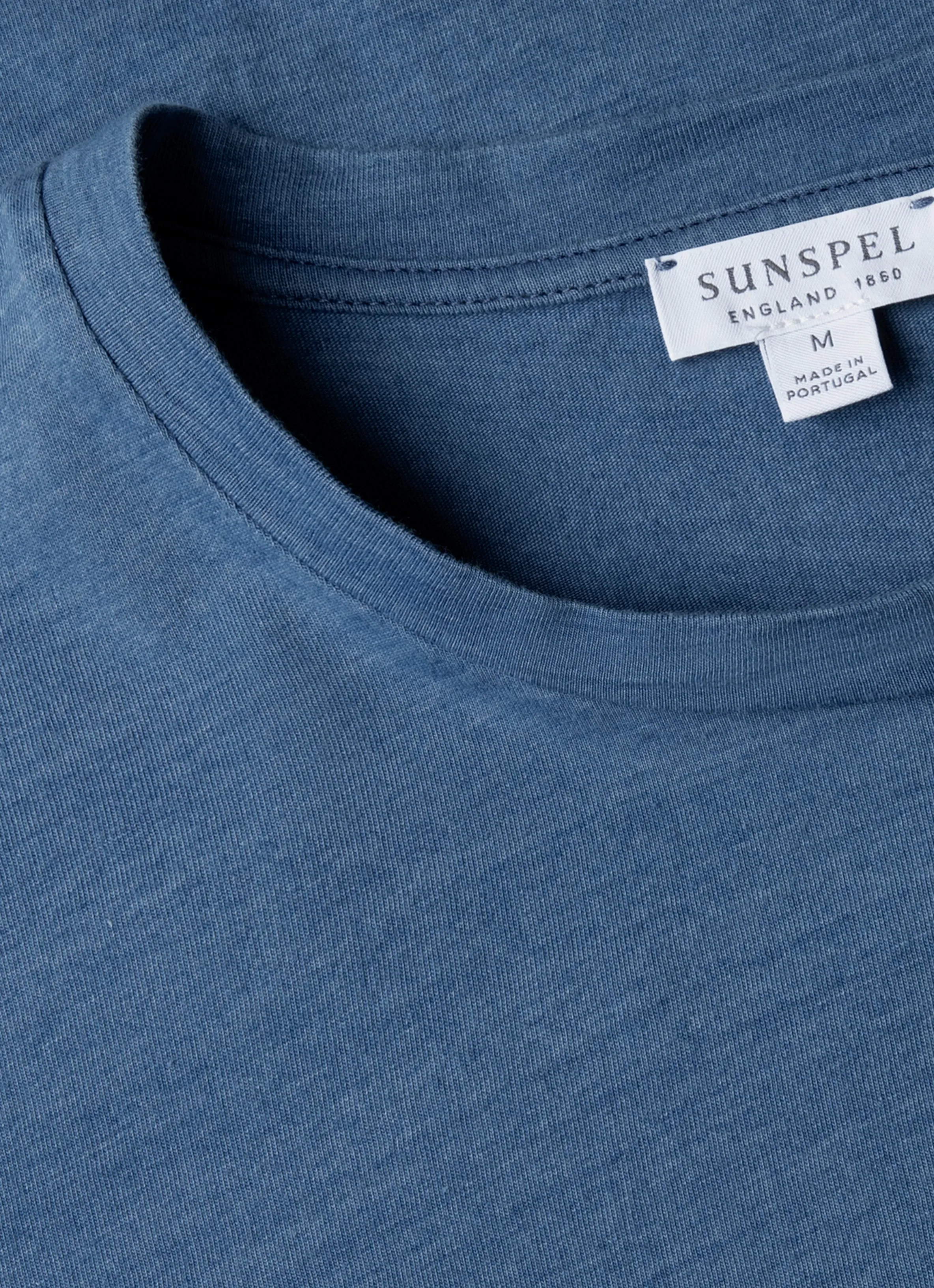 Comfy Layer Wear Timeless Fashion Men's Riviera Midweight T-shirt in Mid Indigo Wash