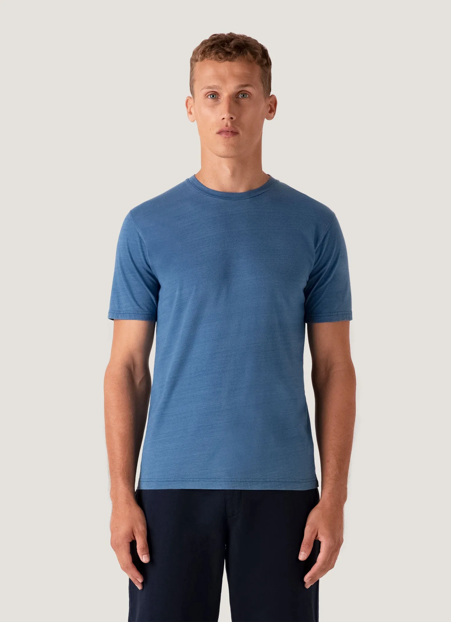 Feminine Appeal Men's Riviera Midweight T-shirt in Mid Indigo Wash
