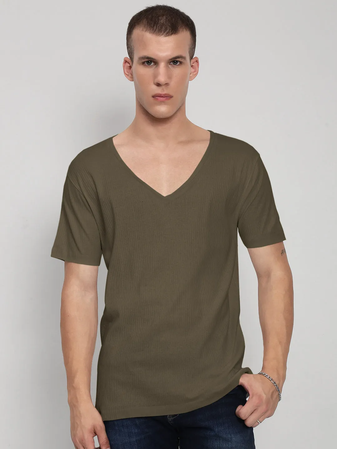 StretchComfort Reinforced Hem Men's Olive V-Neck Regular Fit T-Shirt