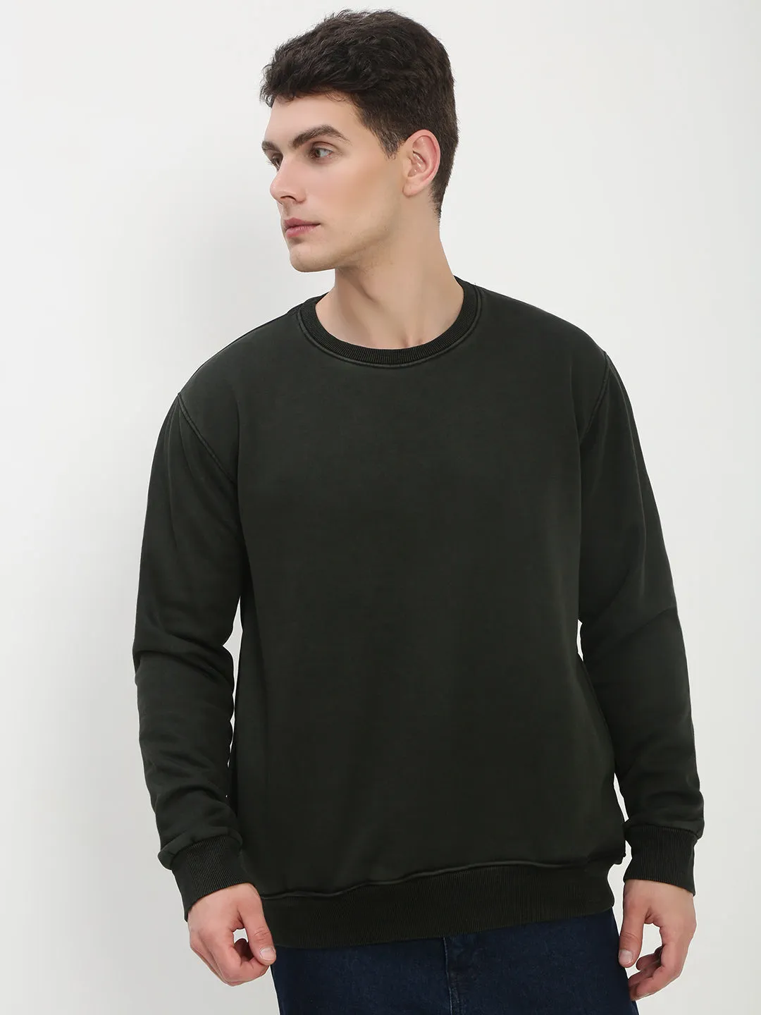 product yoga friendliness Outdoor Minimal Men's Olive Solid Sweatshirt