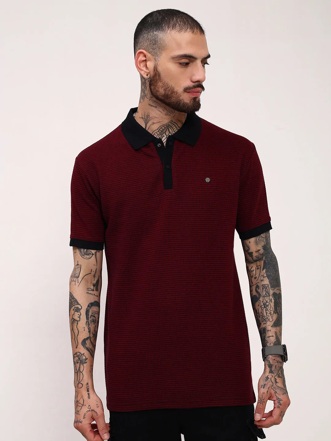 product weekday wearability Relaxed Essentials Men's Maroon Solid T-Shirt