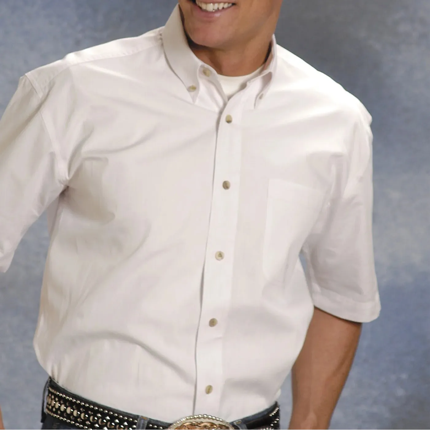 Cinch Men's S/S Classic Fit Western Button Down Shirt in White MoistureWicking Technology Smart Casual