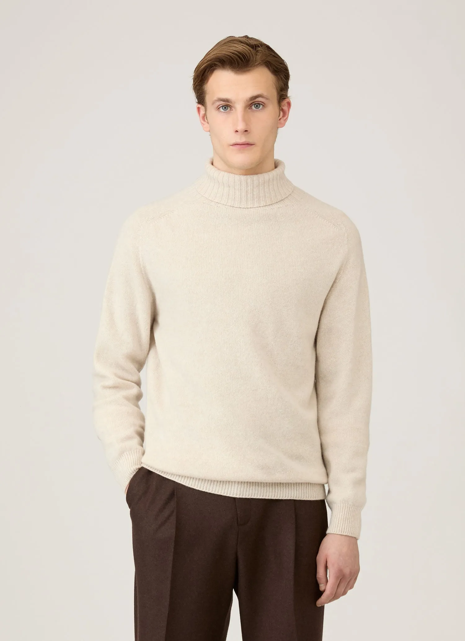 Durable Stitching Men's Lambswool Roll Neck in Oatmeal Melange