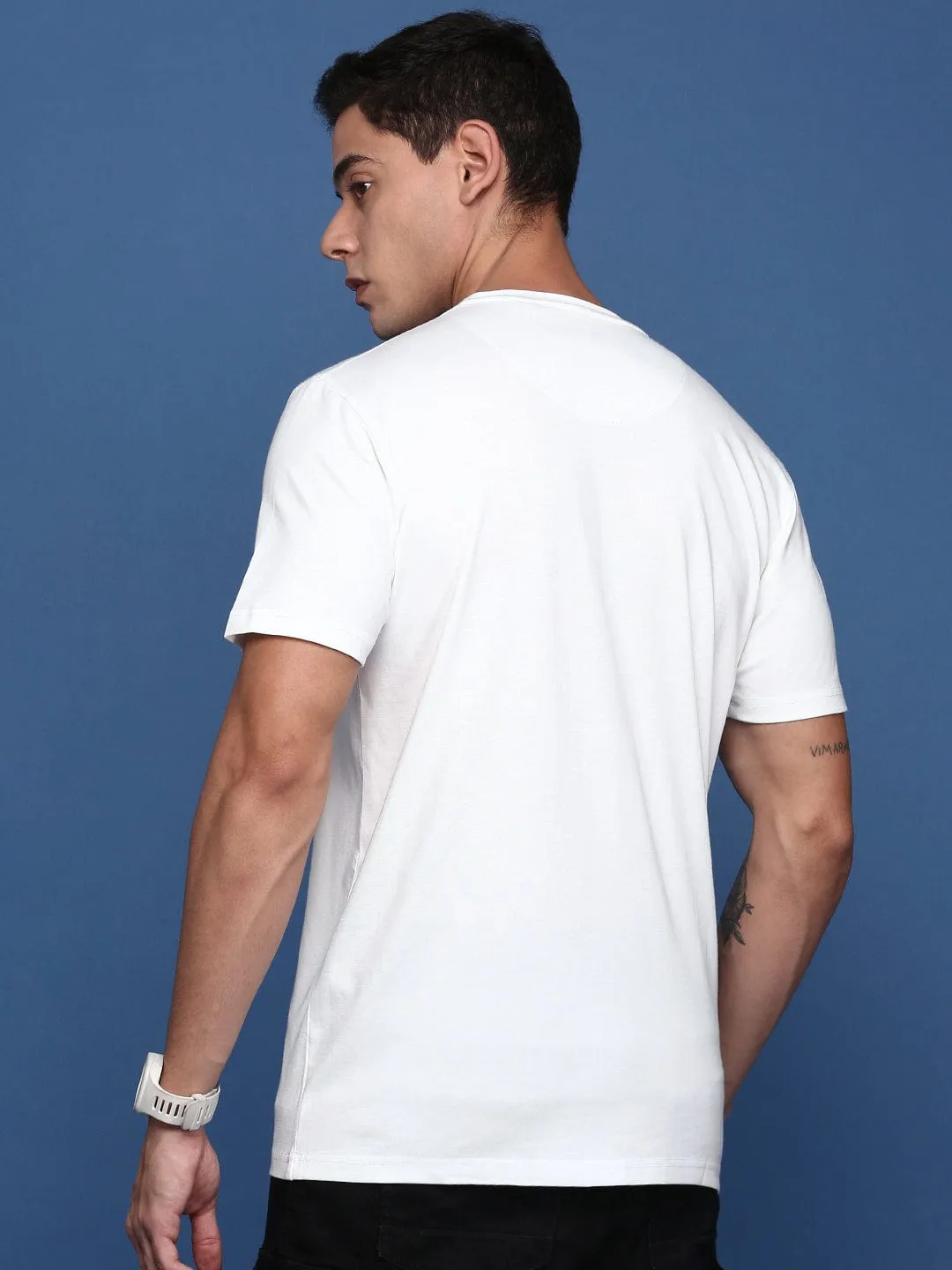 Modern Bold Men's White Solid Round Neck Cotton Slim Fit T-Shirt
