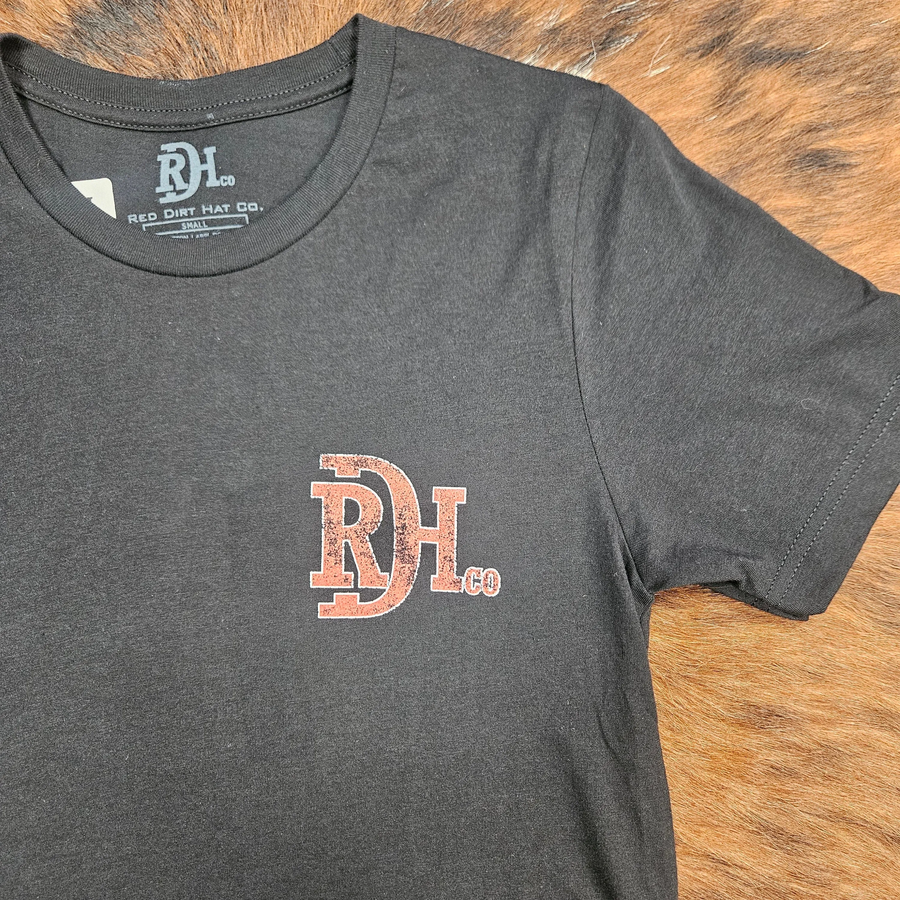 Casual Flex Wear Red Dirt Hat Co. "Paisley" Graphic T-Shirt in Black