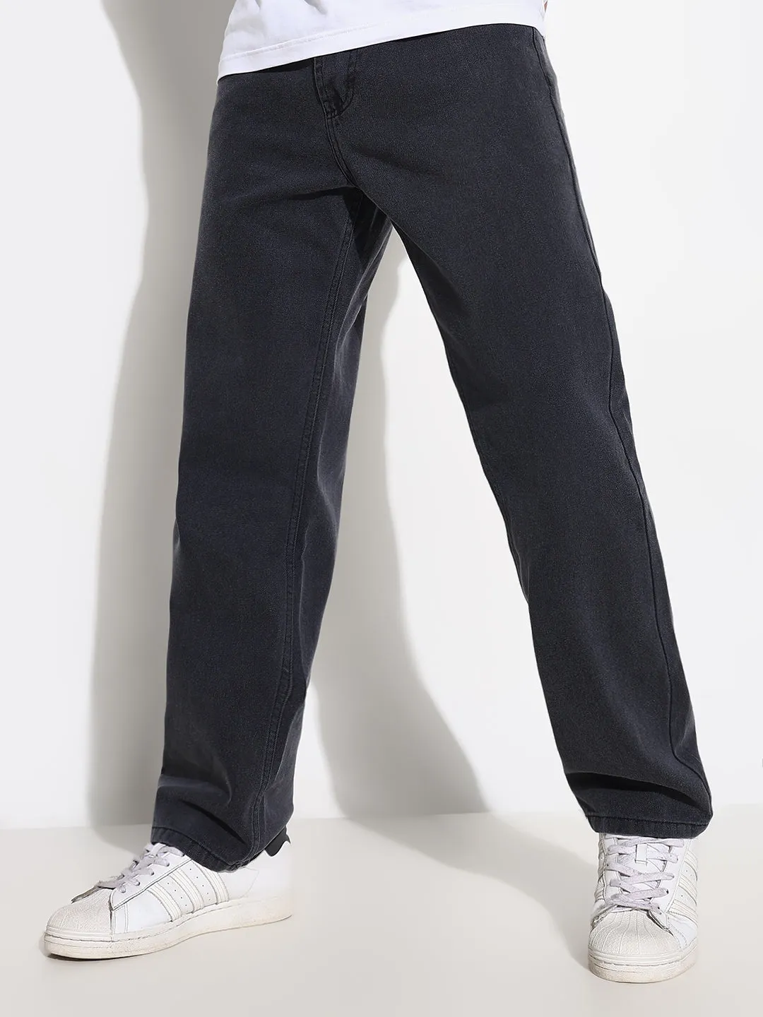 Breathable Lining System Men's Grey Straight Fit Acid Wash Jeans