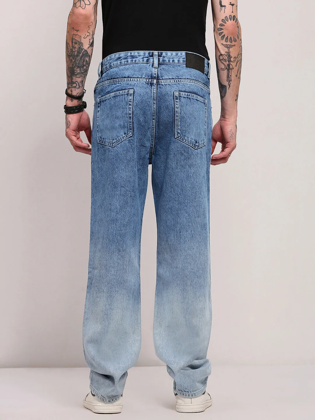 Common look Softened Fabric Men's Blue Straight Fit Light Fade Jeans