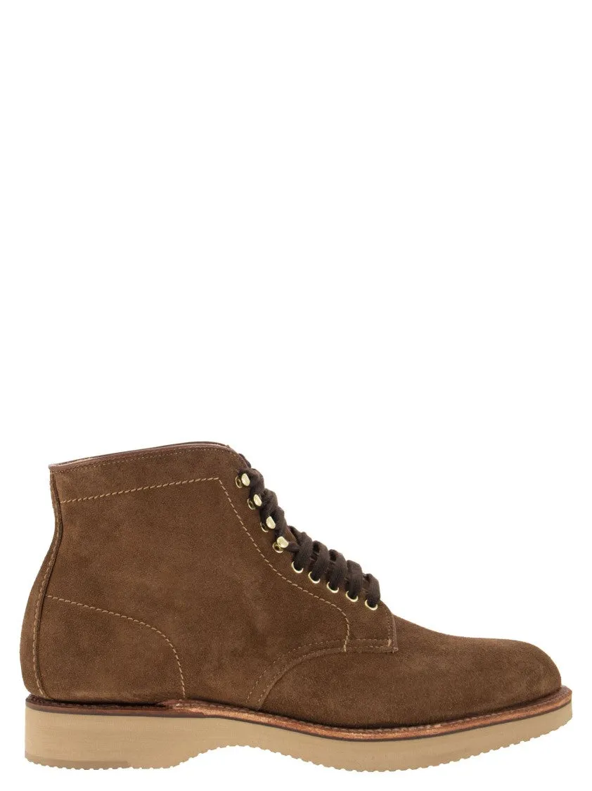 M2804h Snuff Suede Boot With Contrast Stitching And Waxed Laces American style Step Control