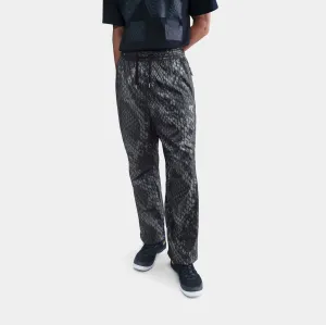 Stretch Panels Kobe Bryant Lightweight Woven Trousers Mens Pants (Black/Silver)
