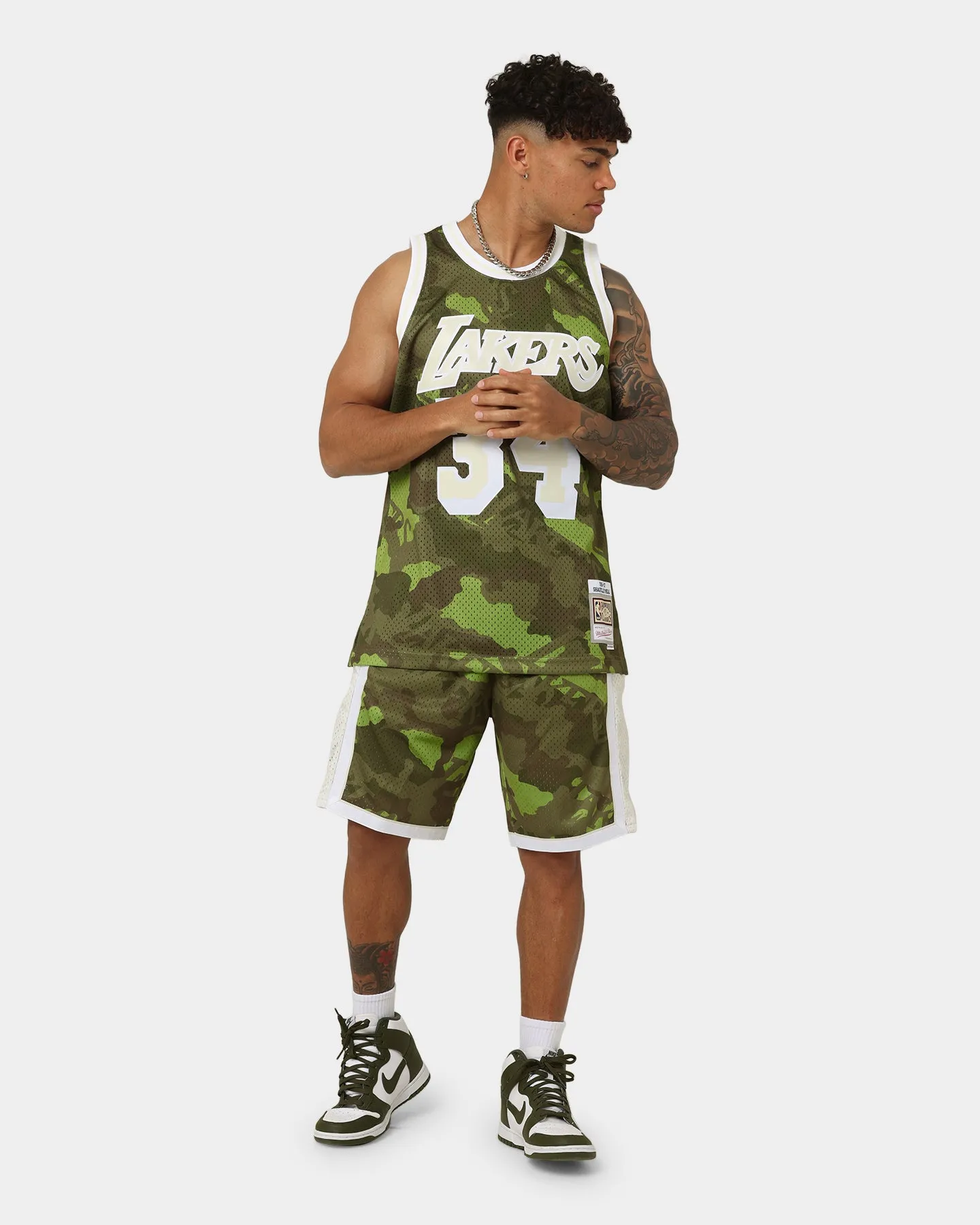 Easy Layer Fit Cross Ventilation Channels Mitchell & Ness Los Angeles Lakers '96-'97 Camo Swing Shorts Green Camo