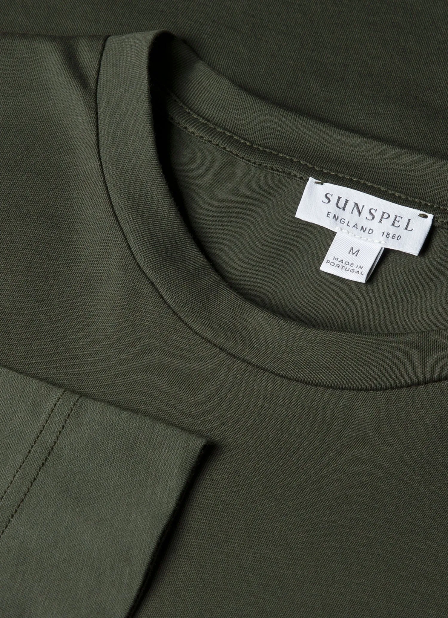 Basic Wardrobe Piece Men's Long Sleeve Riviera Midweight T-shirt in Dark Green