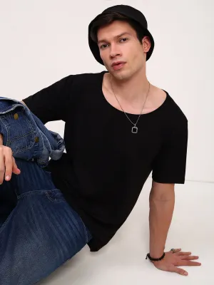 Soft Texture Sporty Layer Men's Black Round Neck Solid Cotton T-Shirt