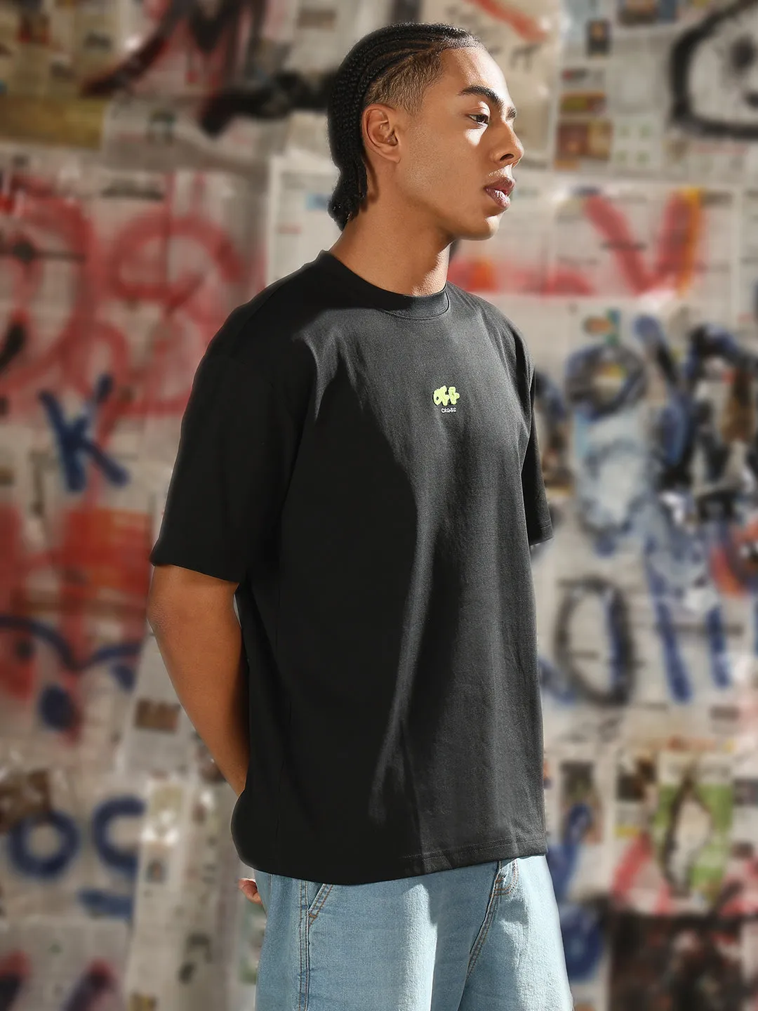 SheerLayeredPanels Men's Casual Black Typography Relaxed Fit T-Shirt