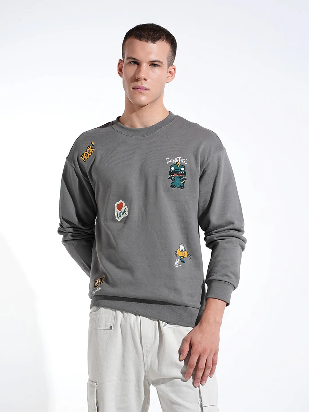 Men's Graphic Print Grey Round Neck Regular Fit Sweatshirt Relaxed Wear