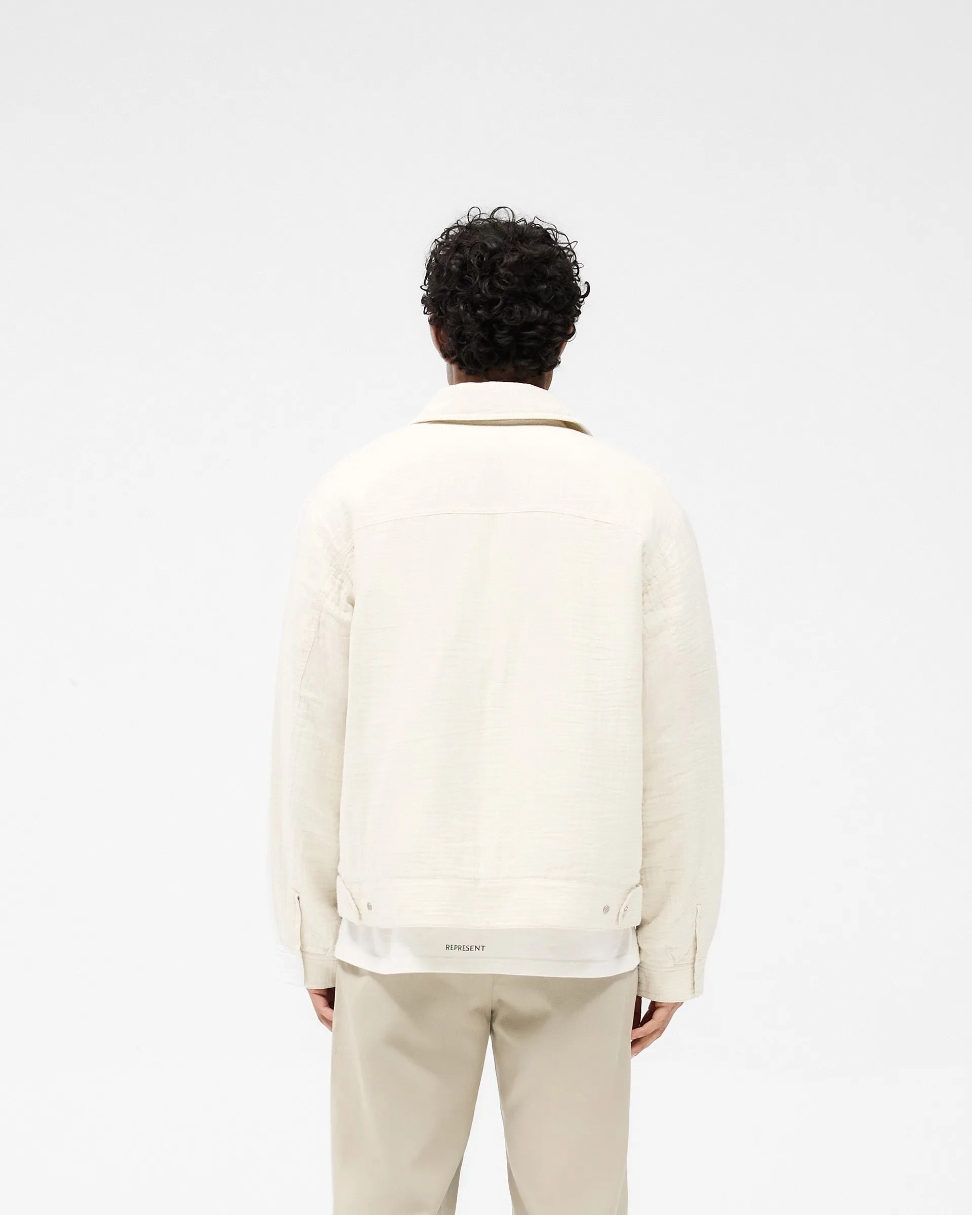 Light Travel Piece Crinkle Trucker Jacket - Ecru