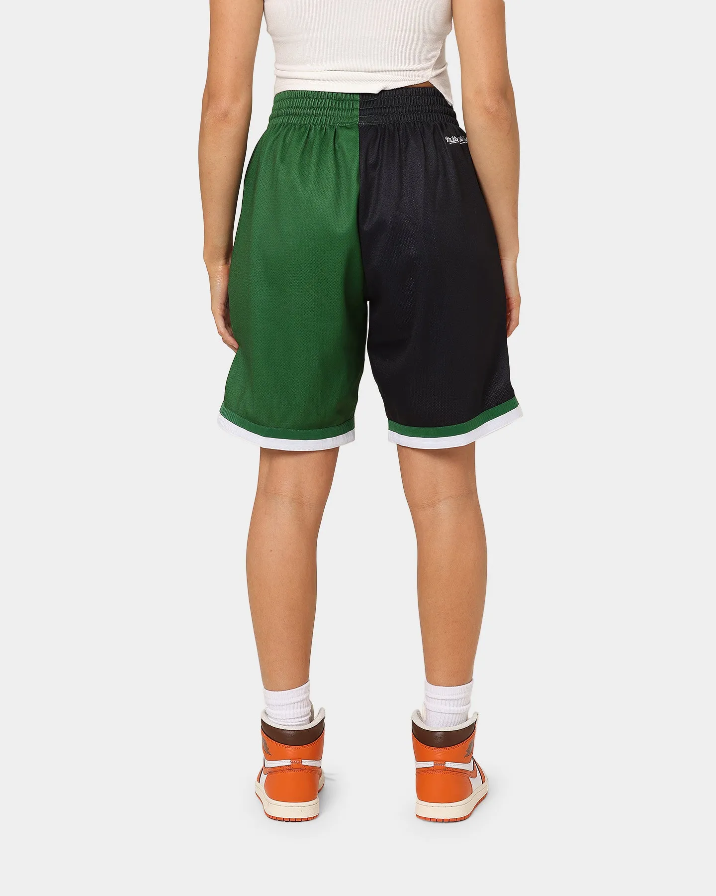 Low Bulk Construction Mitchell & Ness Seattle Supersonics Big Face Shorts 5.0 Black