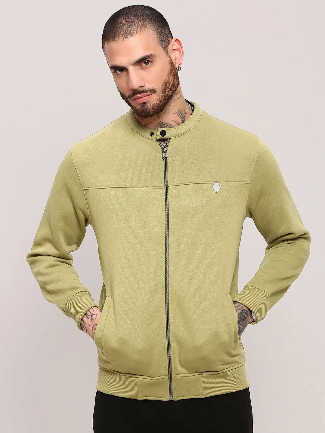 camping suitable Men's Green Solid Pullovers