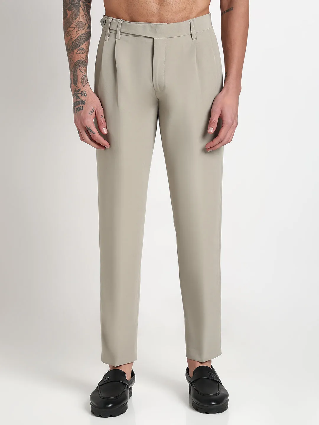 Cozy Waist Fit For Movement Men's Light Green Solid Tapered Fit Pleated Gurkha Trousers