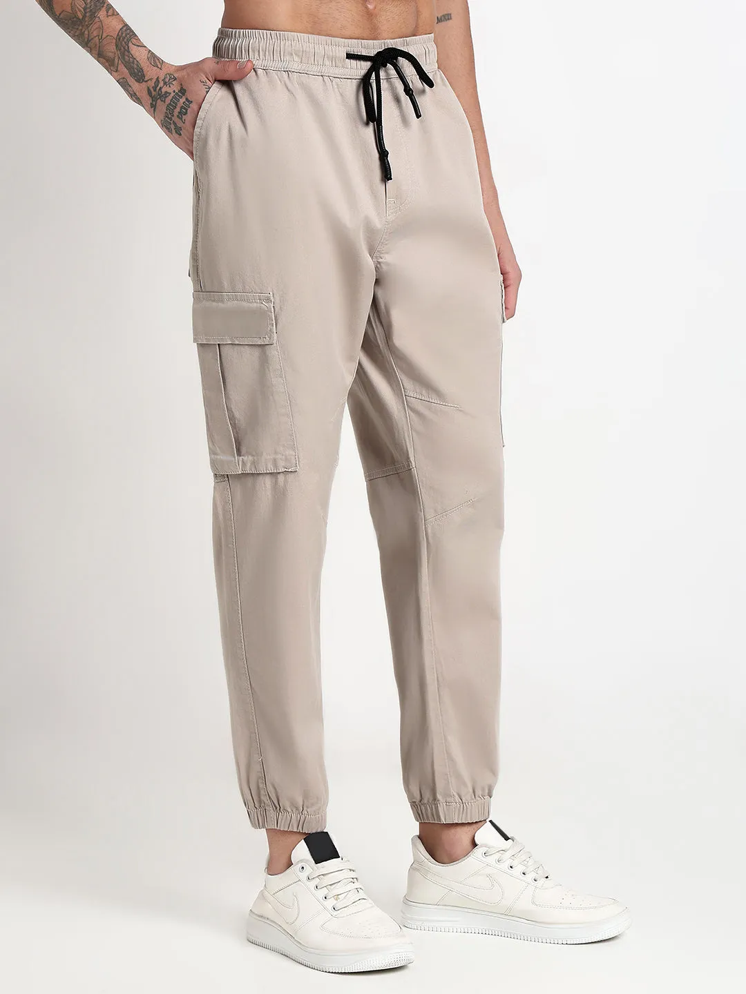 Seasonal Wear Sporty Layer Men's Cream Solid Cargo Joggers