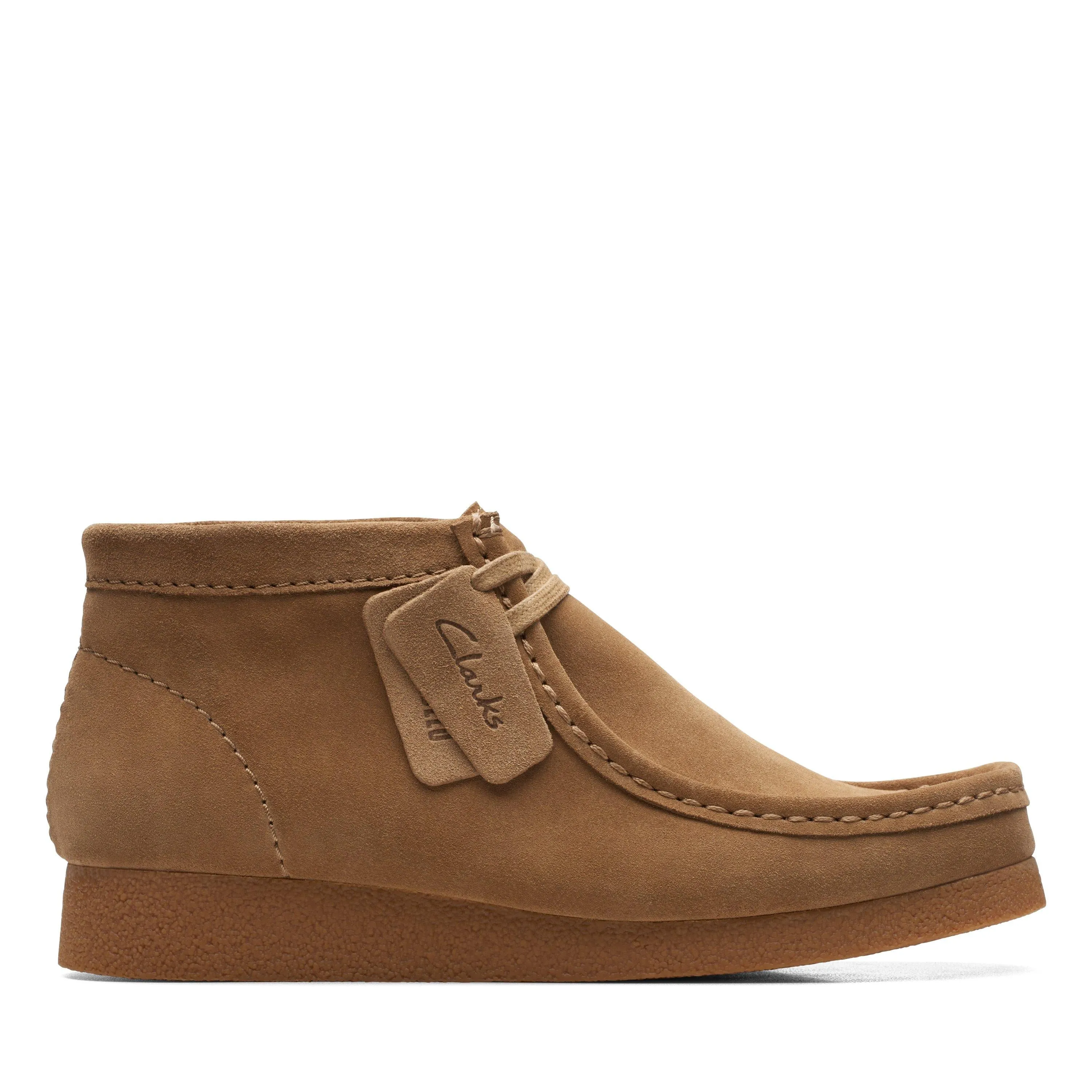 Clarks Wallabee EVO Boot in Beige Suede Main Stage