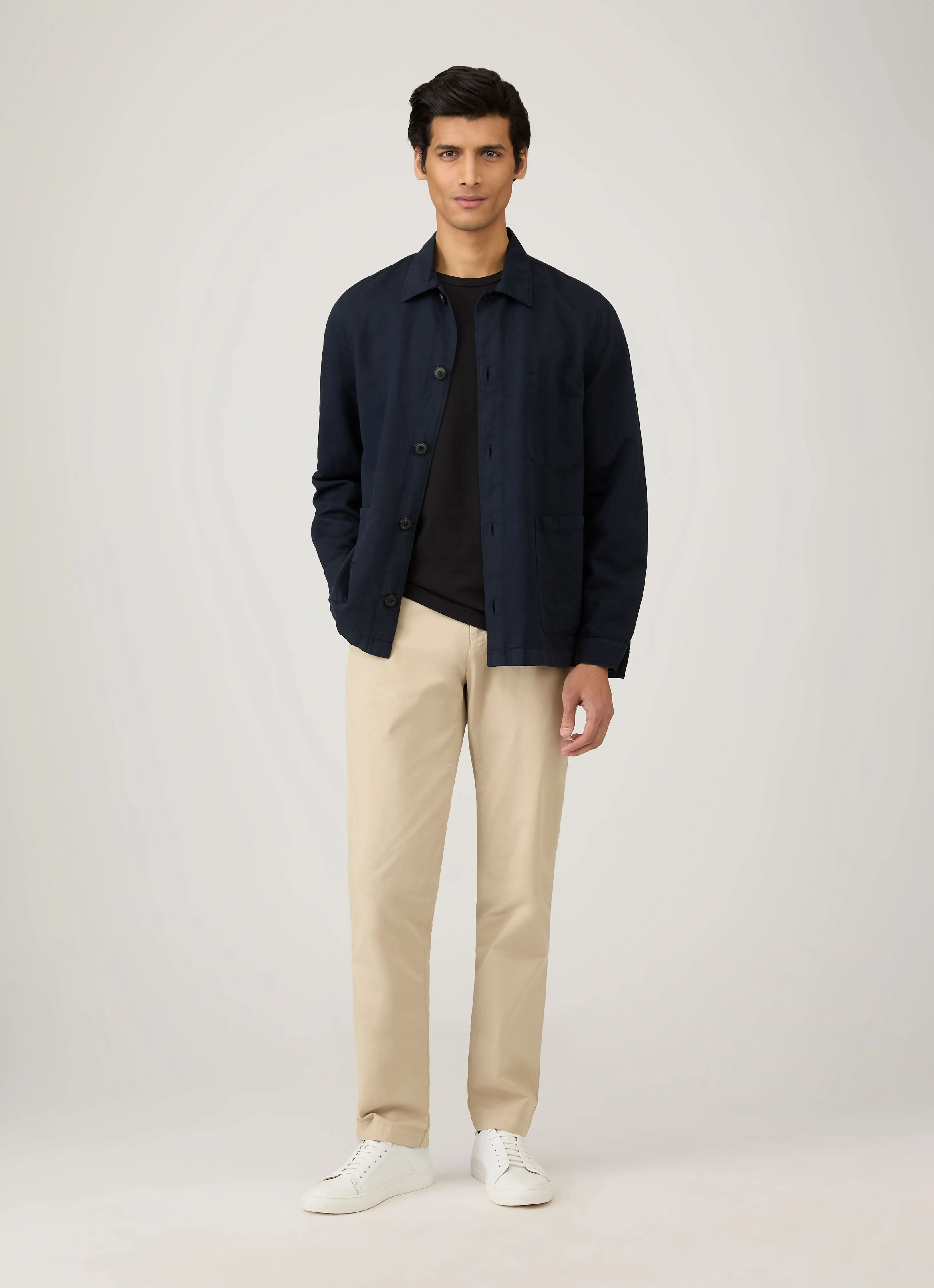 Men's Riviera T-shirt in Black Fashion-Forward Look Light Trend