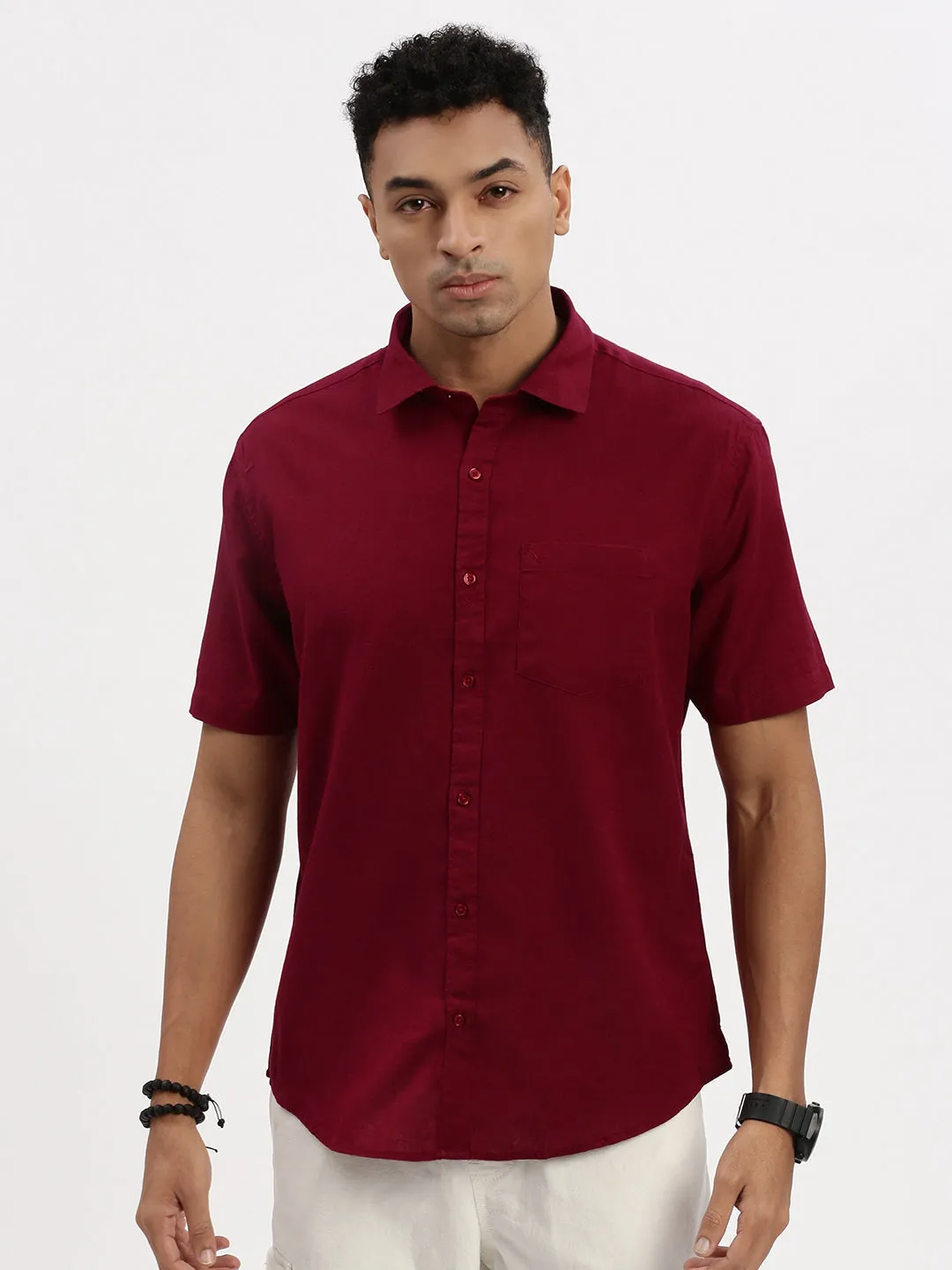 Men's Maroon Solid Slim Fit Casual Shirt Hidden pockets Saga Fit