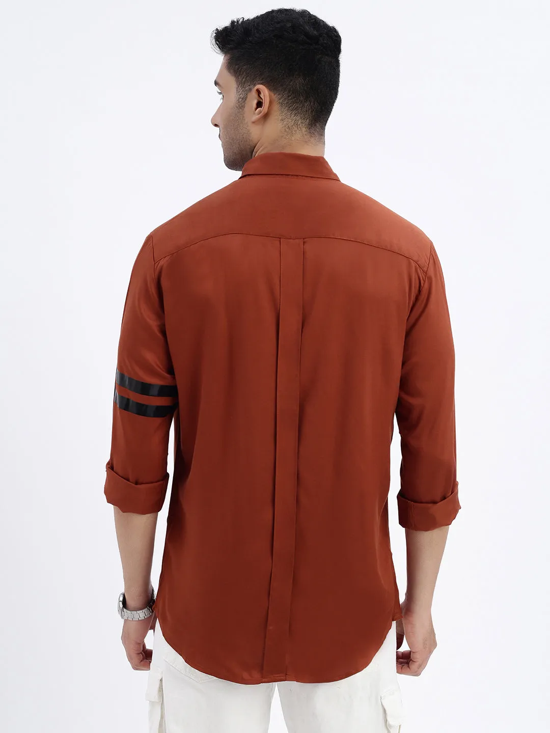 Heroine Glow Compact Packable Design Men's Brown Spread Collar Solid Cotton Slim Fit Shirt