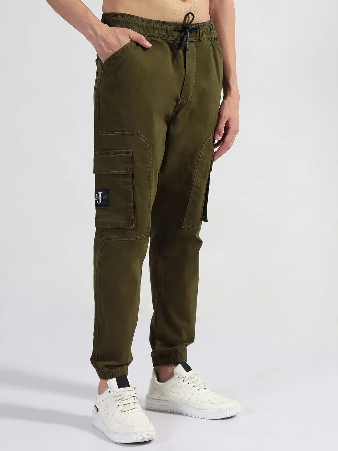 Weekend Wear Men's Olive Solid Cargo Joggers
