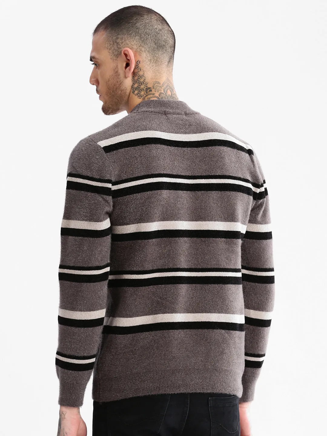 Calm Outfit Men's Grey Round Neck Long Sleeves Striped Pullover